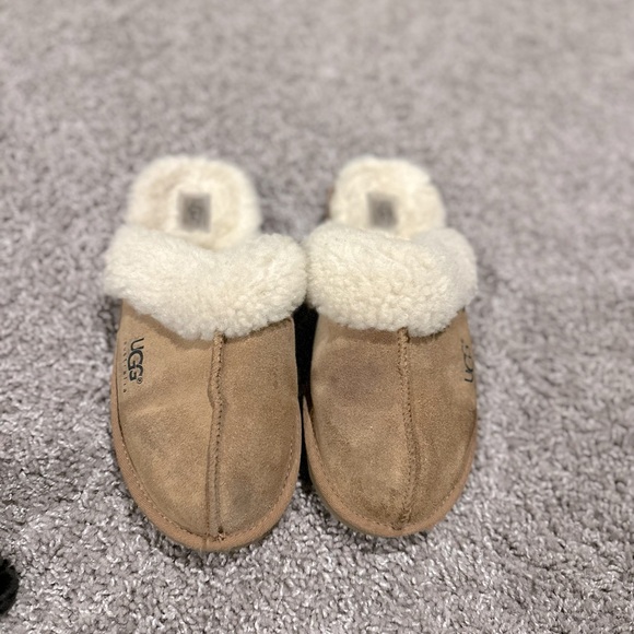 UGG Scuffette Brown Fluffy Soft Warm Comfortable Slippers ,size 5 - Picture 6 of 9